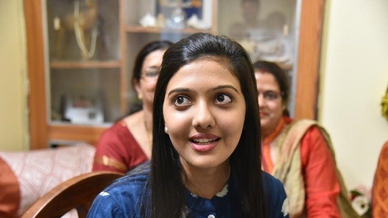 Srushti Jayant Deshmukh ias topper