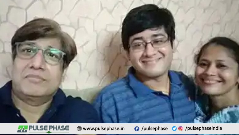 Jatin Kishore With His Family